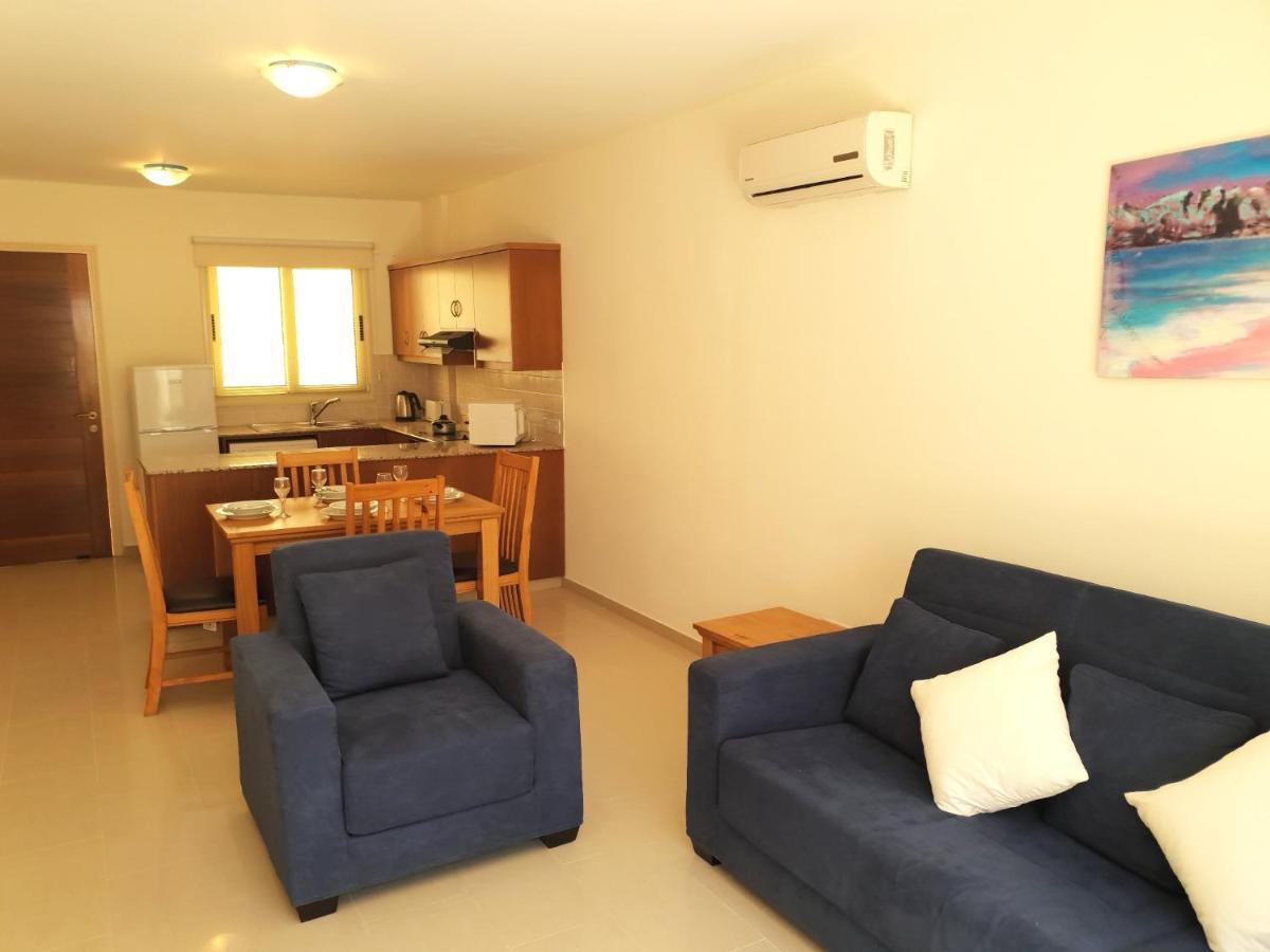 Ground Floor One Bedroom Apartment, Vanessa Complex Peyia Exterior photo